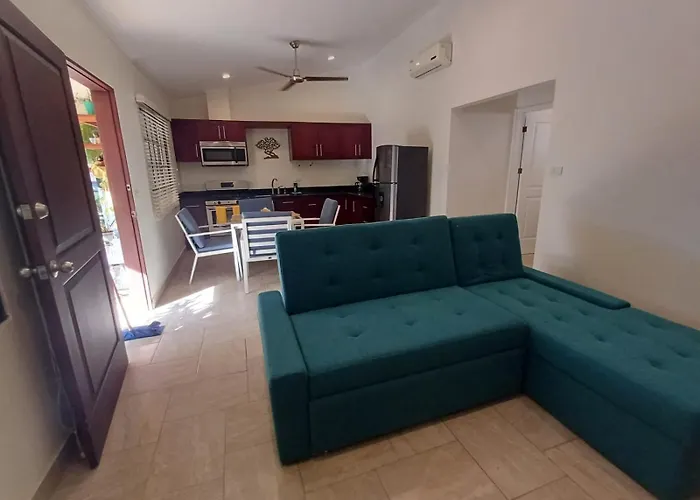 Guest House Playa Flamingo