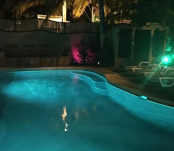 Guest House * Playa Flamingo